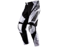 Pnt_010Axx_TrappedBlk copy.jpg